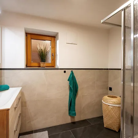 아파트 Bruneiden 하르트 임 칠레르탈